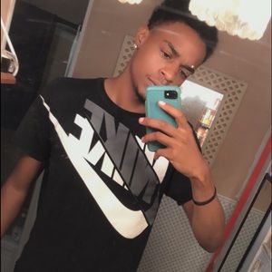 Meet your Posher, Malik